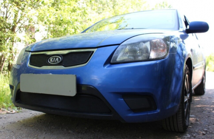 Защита радиатора "Standart" Kia Rio (2009-2011) верх, чёрная купить недорого с доставкой в Курган