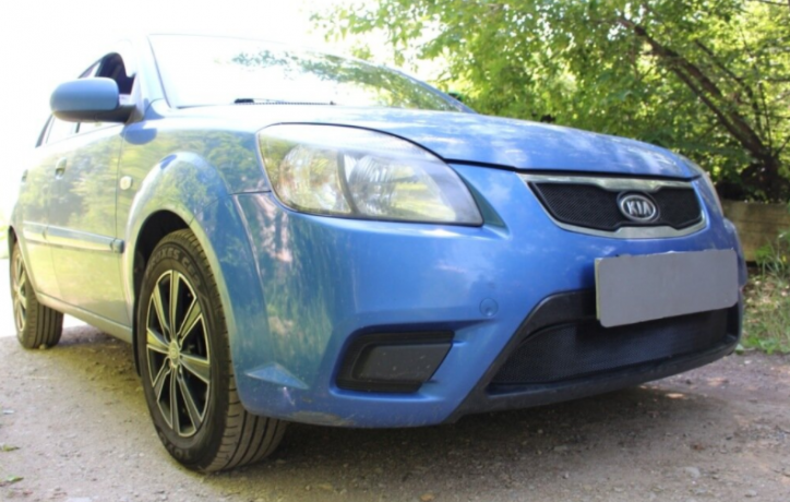 Защита радиатора "Standart" Kia Rio (2009-2011) верх, чёрная купить недорого с доставкой в Курган