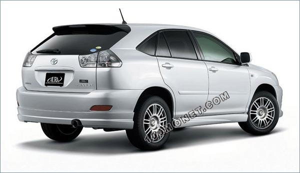 Накладка на задний бампер "Aura" Toyota Harrier (30) купить недорого с доставкой в Курган