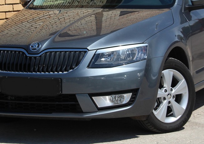 Накладки на фары (реснички) для Skoda Octavia III A7 (2013-2016) купить недорого с доставкой в Курган