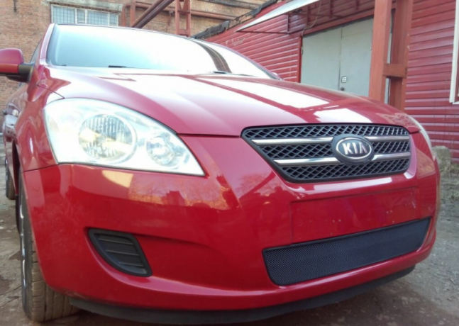 Защита радиатора "Standart" Kia Ceed (2006-2009) чёрная купить недорого с доставкой в Курган